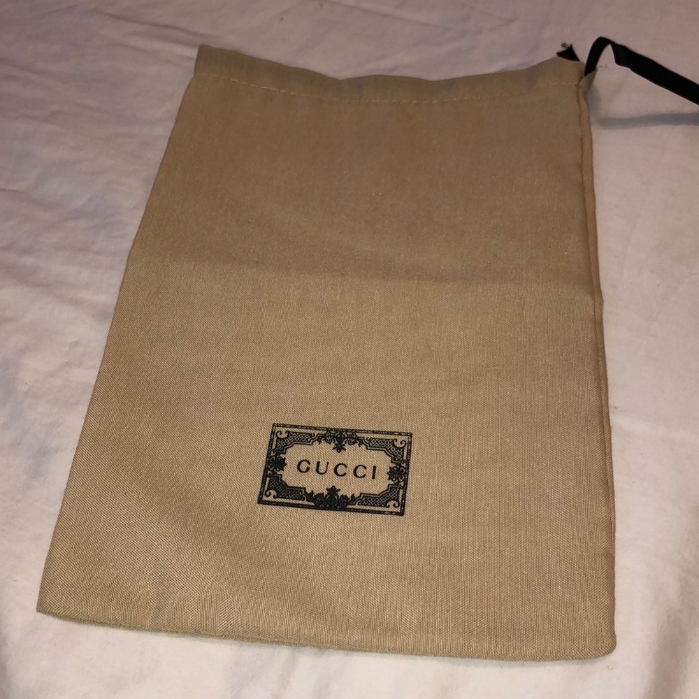 Gucci dust bag 13x9 inches